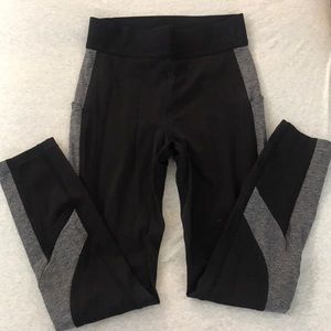 Lululemon pants, in perfect condition!